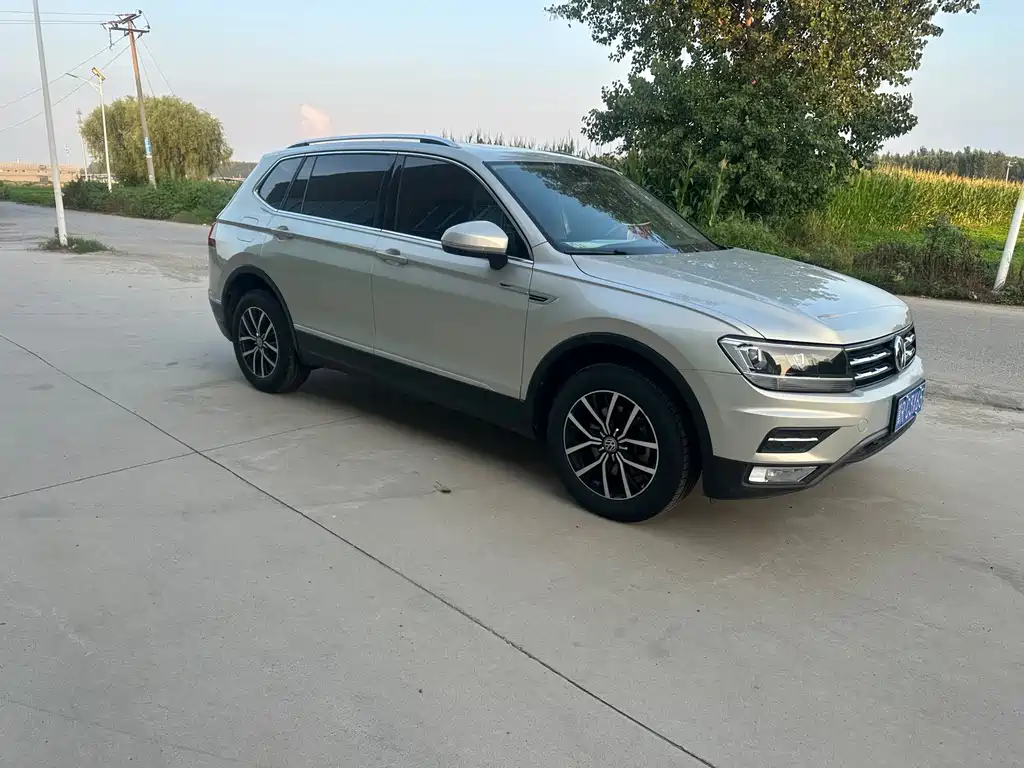 Volkswagen Tiguan L 2019