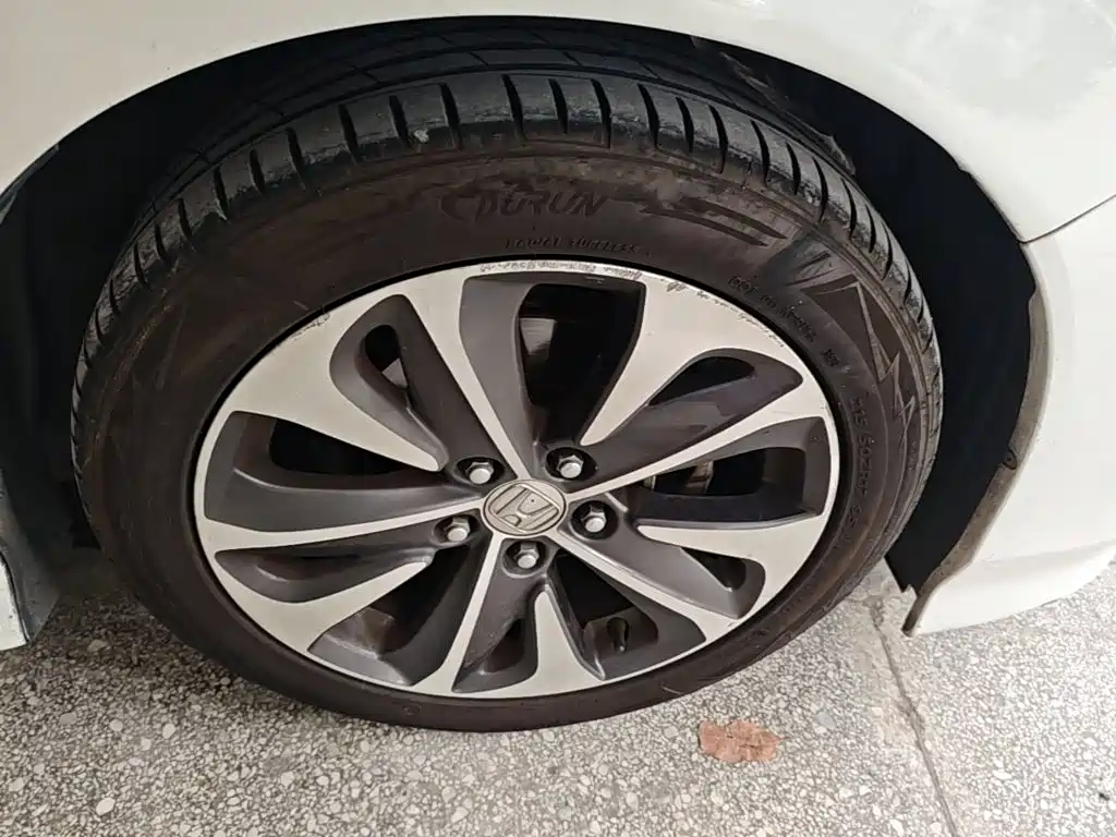 Honda Jade 2017 — фото 14