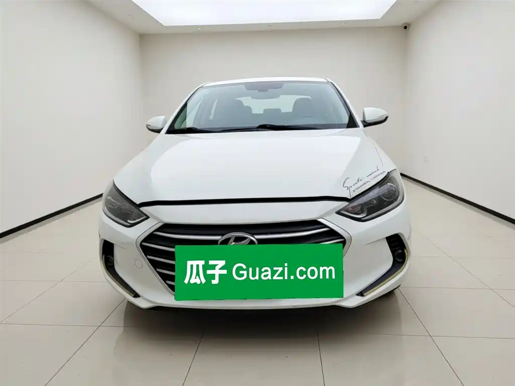Hyundai Elantra 2017