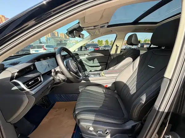 Hongqi H5 2023