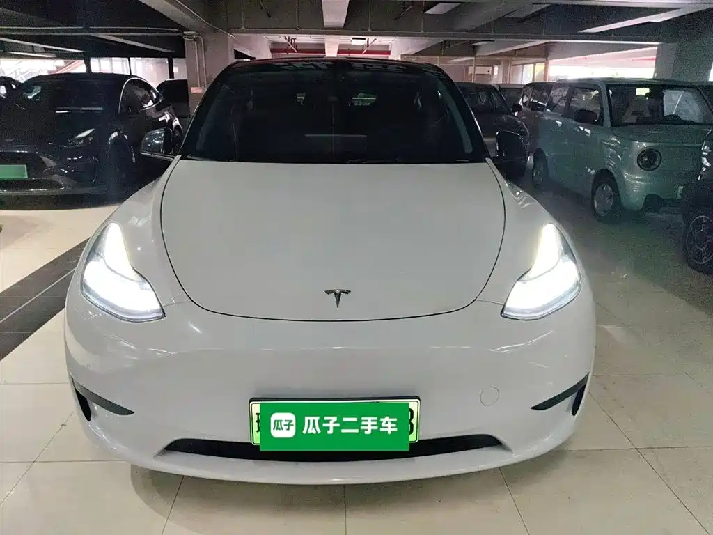 Tesla Model Y 2022 — фото 3