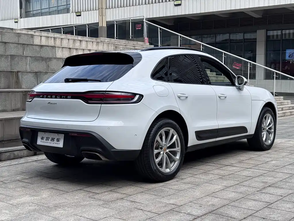 Porsche Macan 2022 — фото 3
