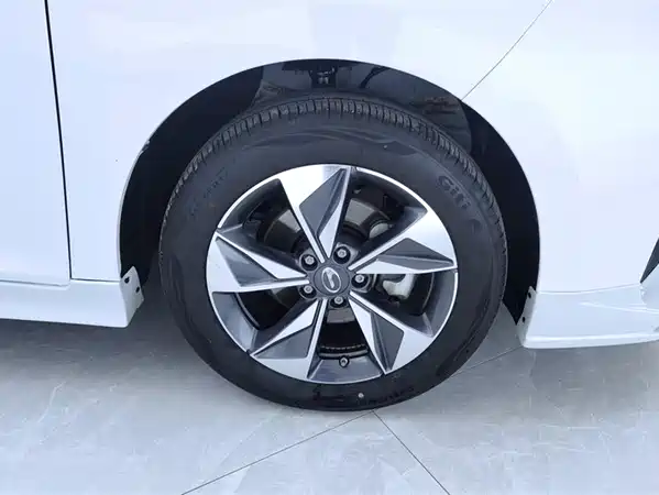 GAC Trumpchi M6 2025