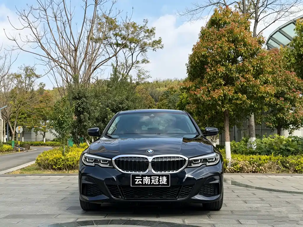 BMW 3 Series 2022 — фото 2