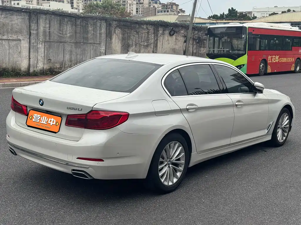 BMW 5 Series 2020