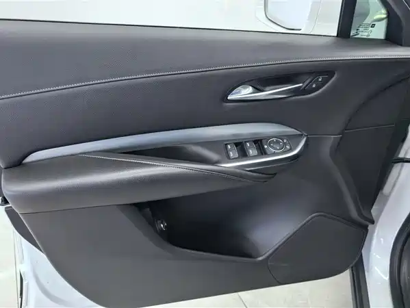 Cadillac XT4 2021