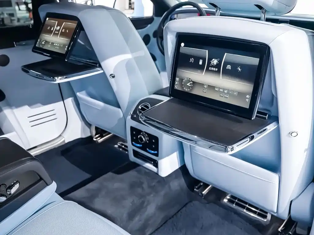 Rolls-Royce Ghost 2021 — фото 13