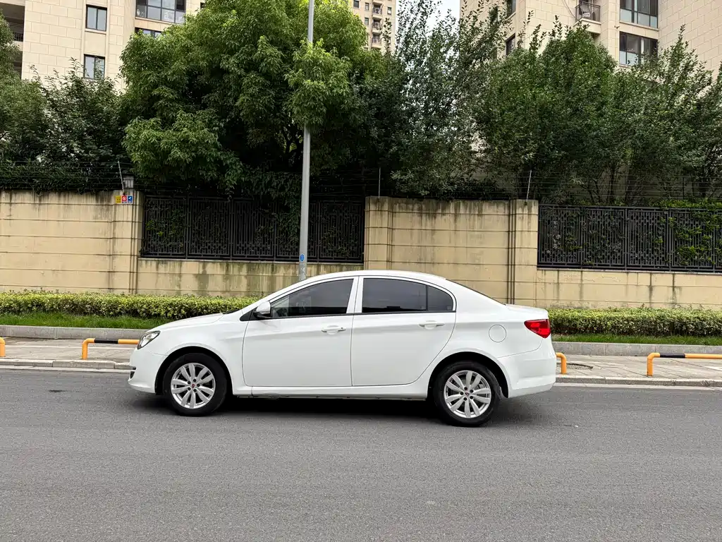 Roewe 350 2016