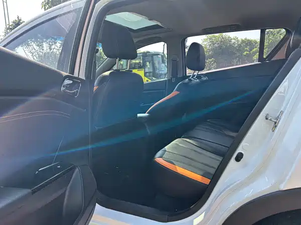 Baojun 310 2016