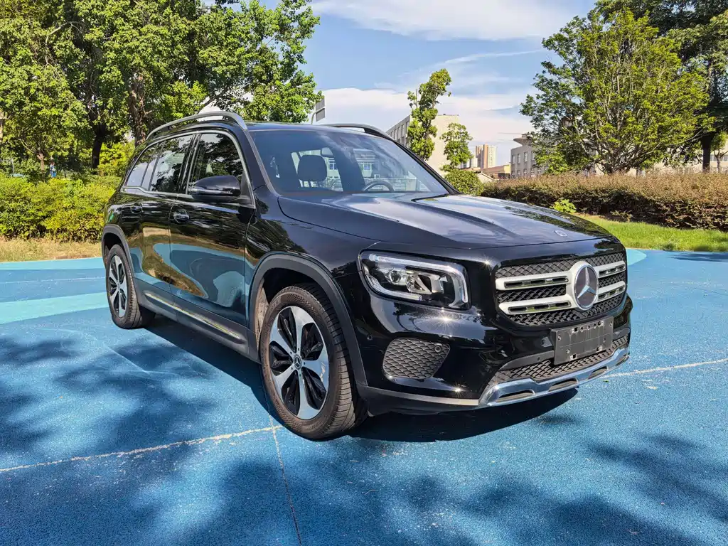 Mercedes-Benz GLB 2021