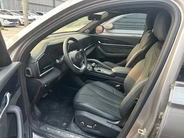 Geely Xingyue L 2024