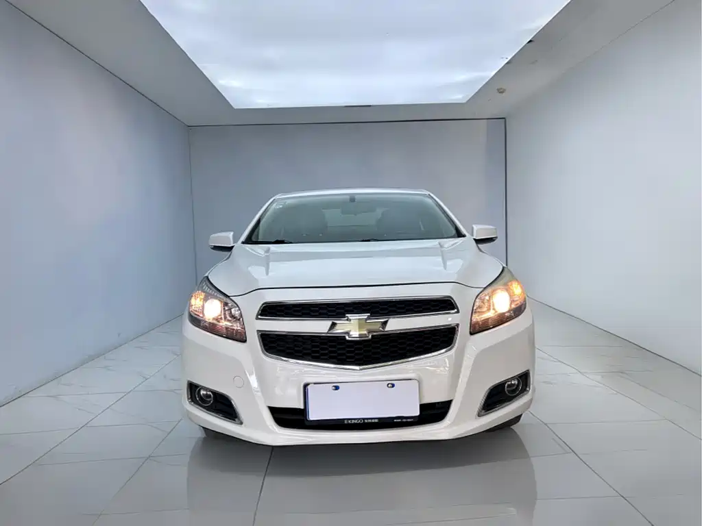 Chevrolet Malibu 2013 — фото 2