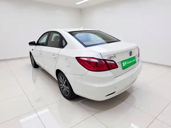 Changan Eado 2015