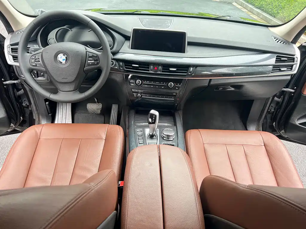 BMW X5 2019 — фото 12