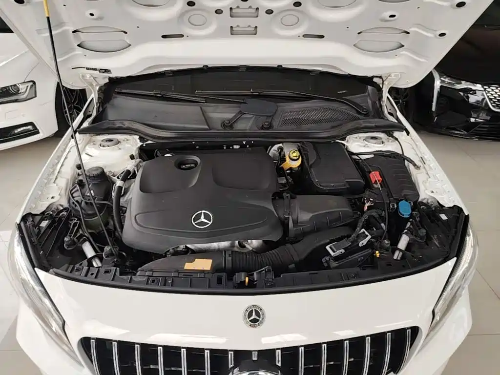 Mercedes-Benz GLA 2017 — фото 20