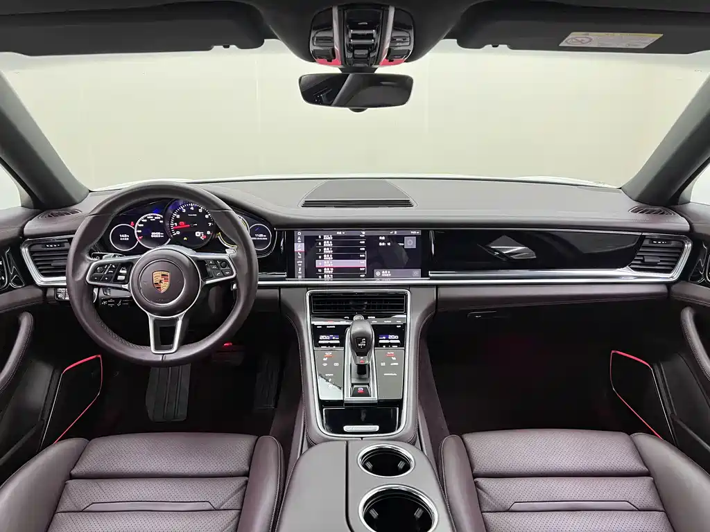 Porsche Panamera 2019 — фото 12