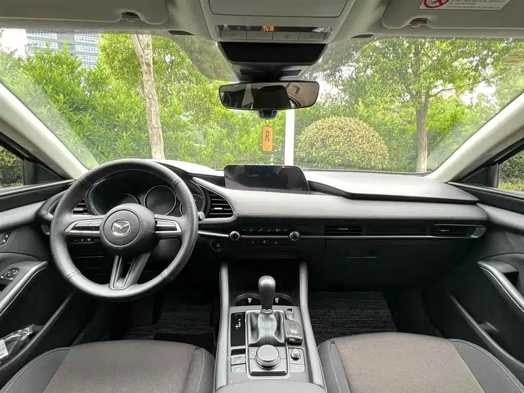 Mazda 3 Angkesela 2023
