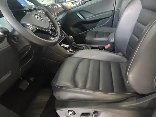 Volkswagen Tharu 2022