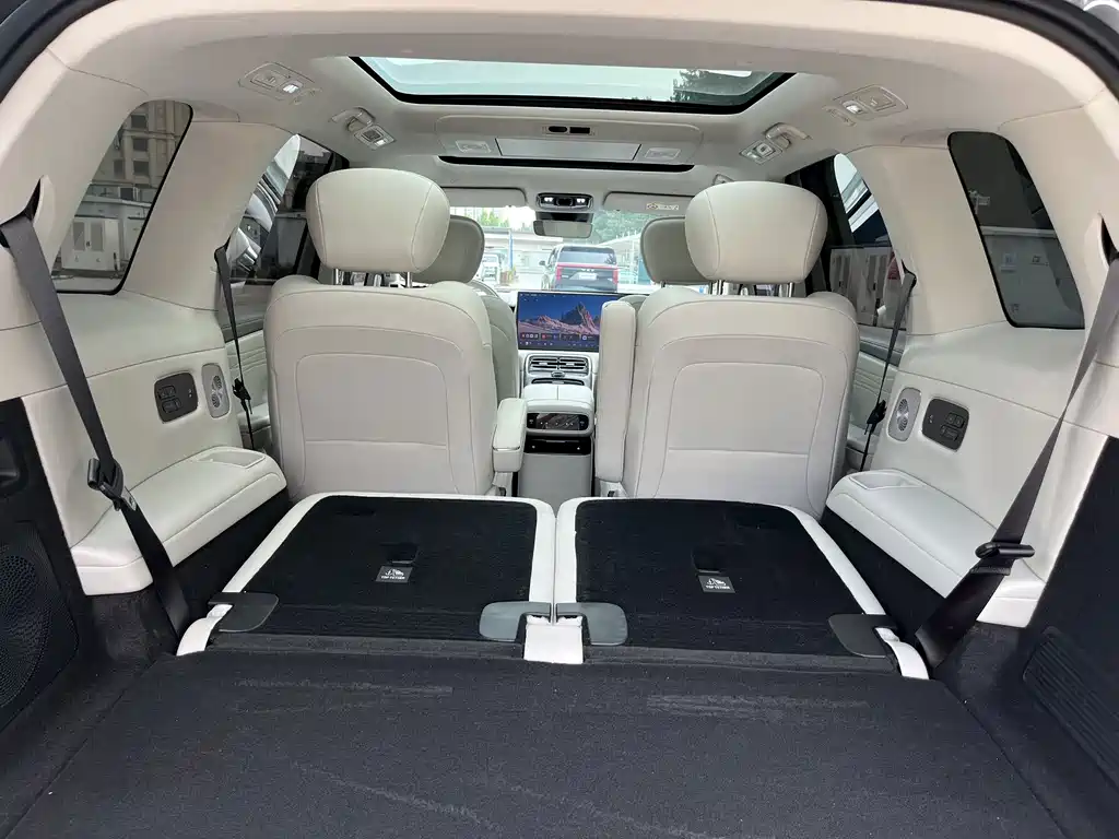 Geely Galaxy M9 2025 — фото 12