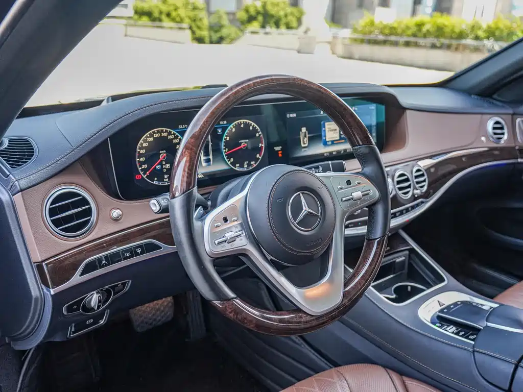 Mercedes-Benz Maybach S-Class 2020