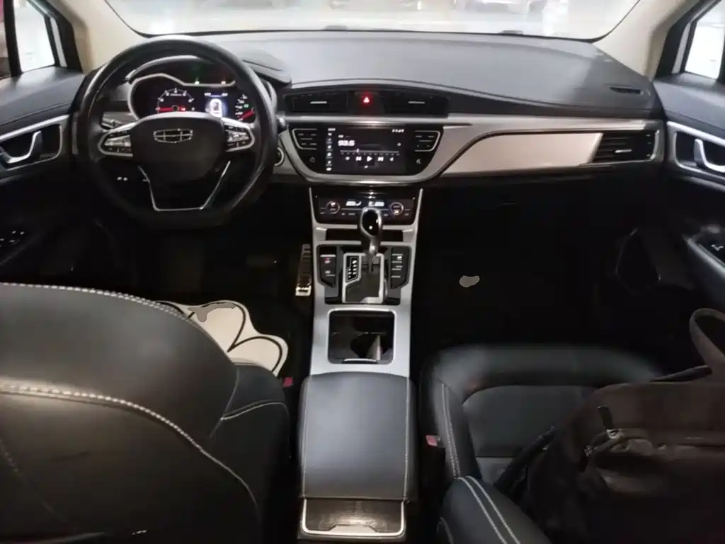 Geely Emgrand GS 2019 — фото 10