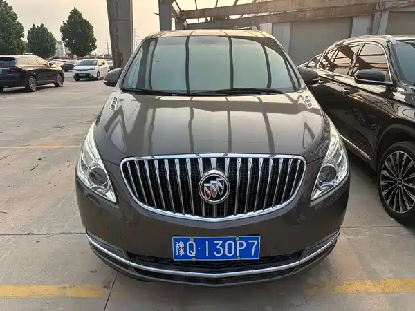 Buick GL8 2015