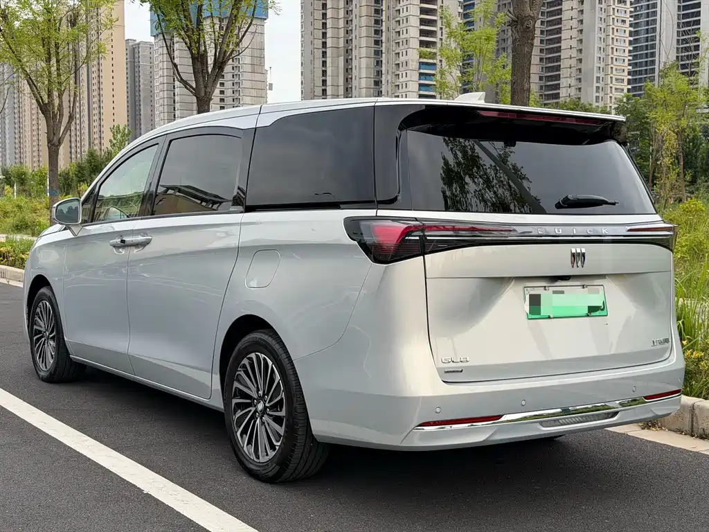 Buick GL8 New Energy 2025 — фото 3