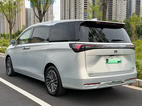 Buick GL8 New Energy 2025