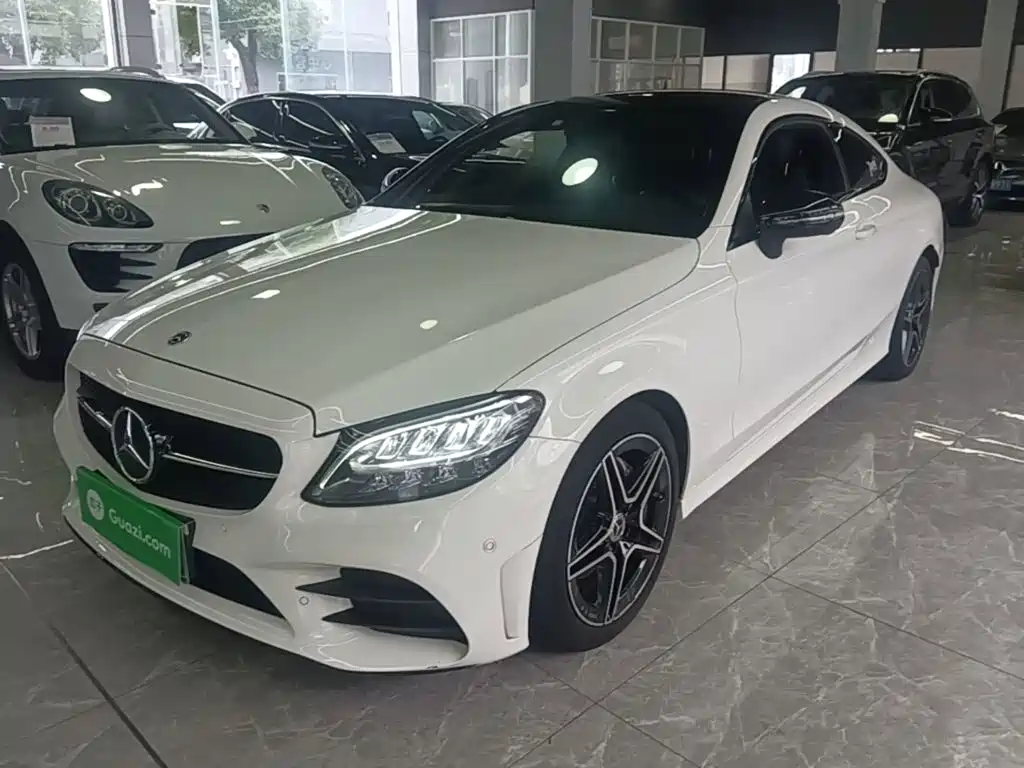 Mercedes-Benz C-Class 2022
