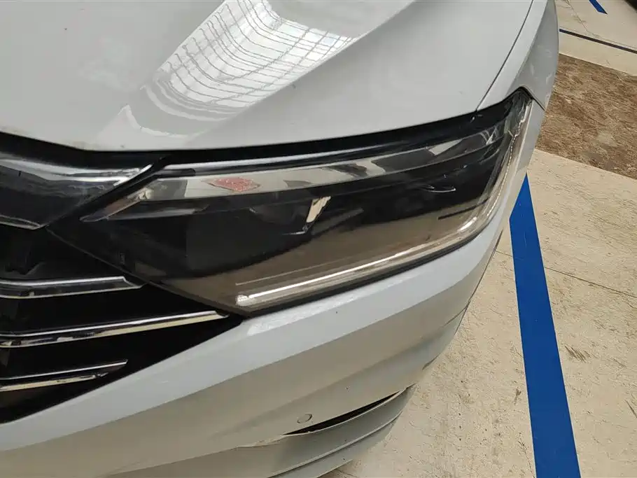 Volkswagen Sagitar 2022