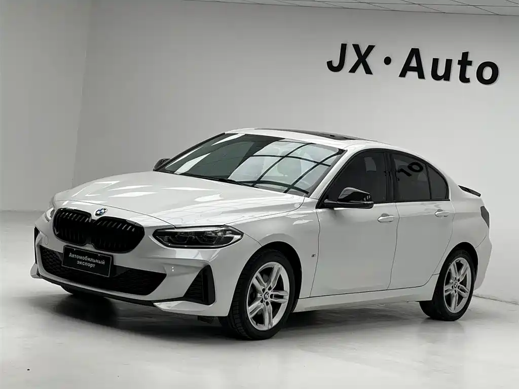 BMW 1 Series 2021