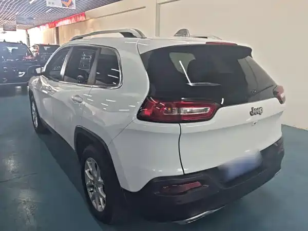Jeep Cherokee 2018