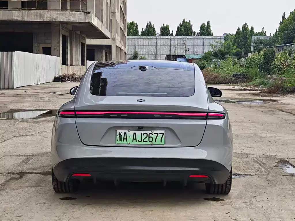 NIO ET5 2023
