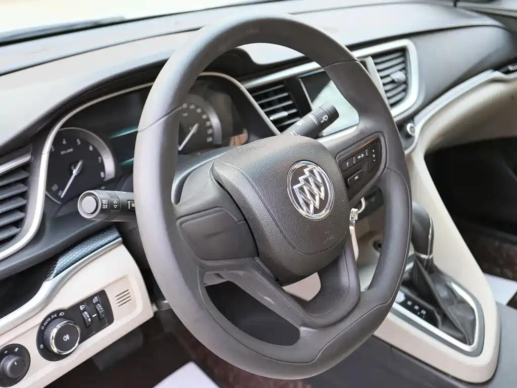 Buick Excelle 2020 — фото 12
