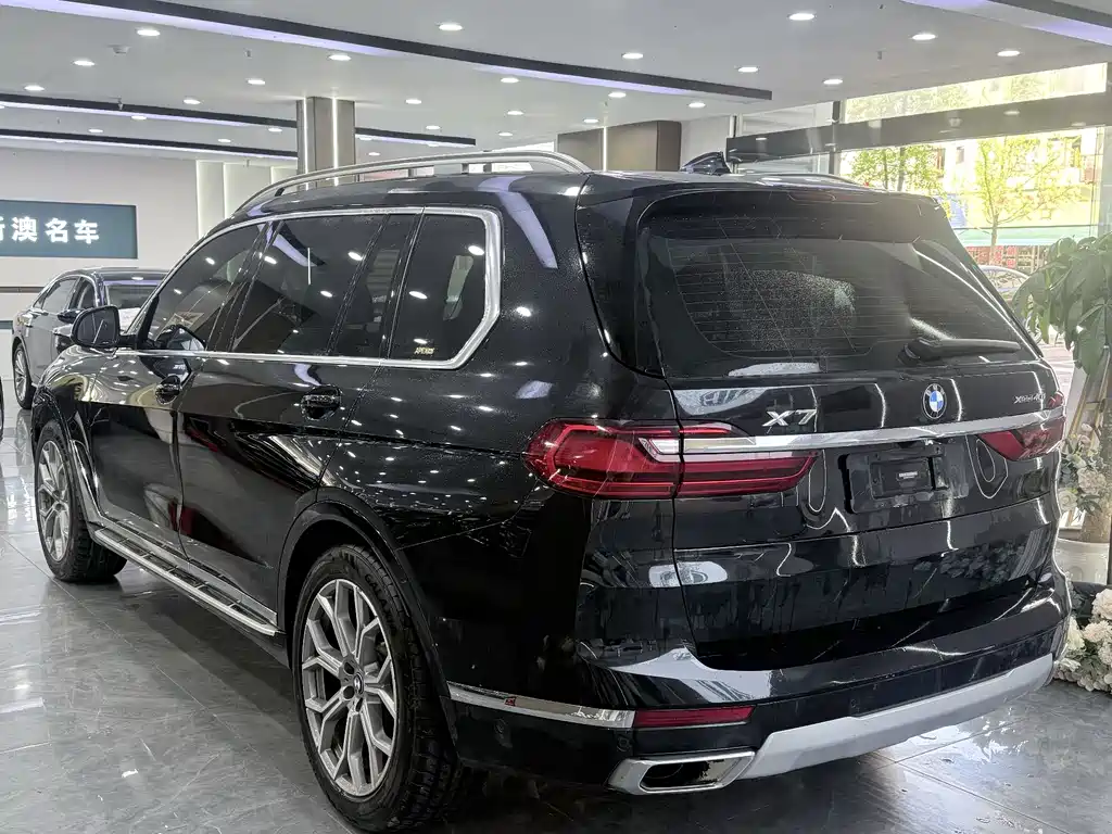 BMW X7 2020 — фото 7
