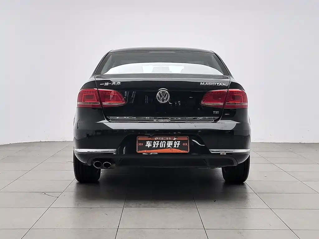 Volkswagen Magotan 2016