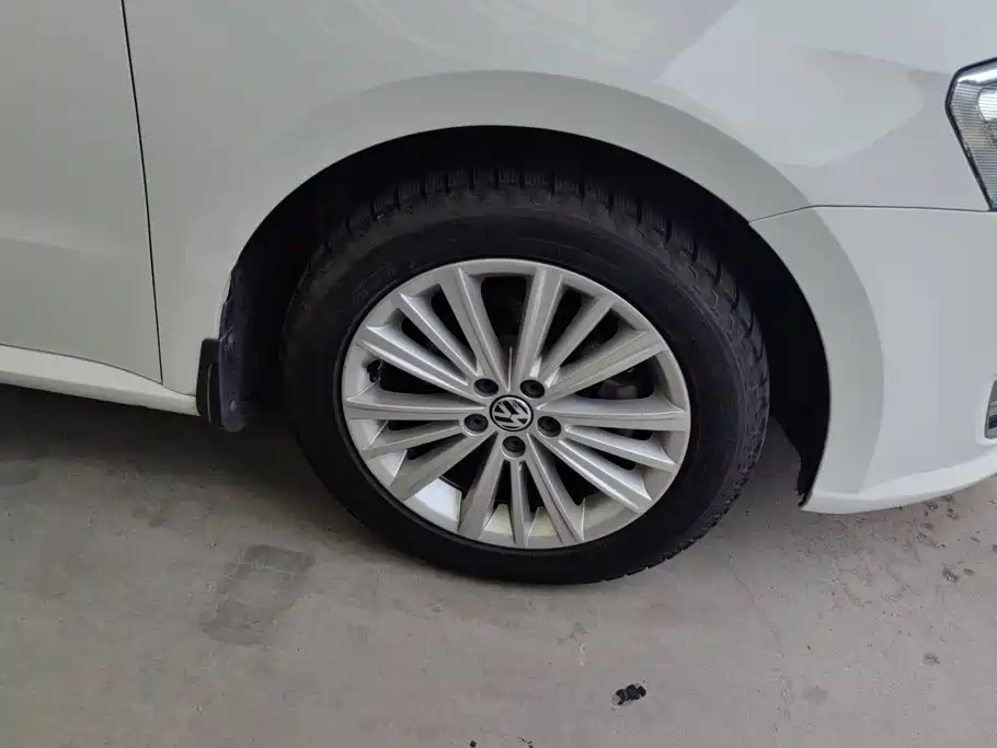 Volkswagen Gran Lavida 2015