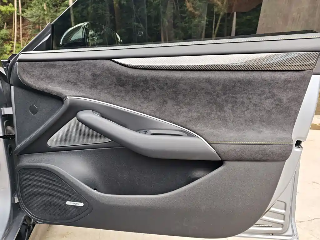 Xiaomi SU7 Ultra 2025 — фото 25