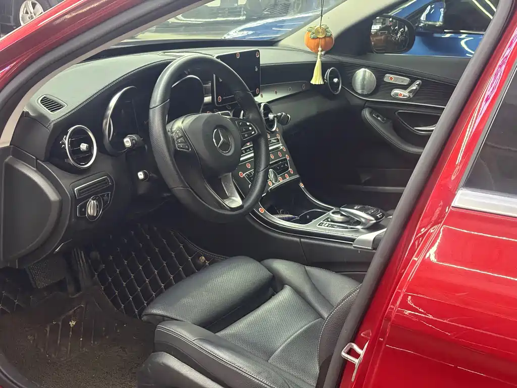 Mercedes-Benz C-Class 2018