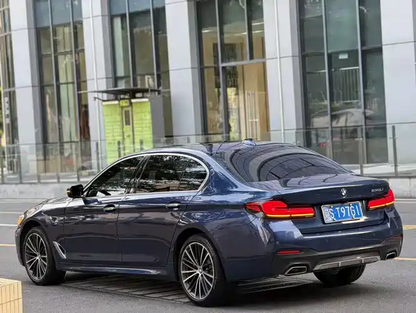 BMW 5 Series 2021