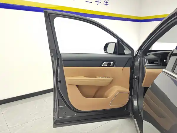 Li Auto ONE 2023