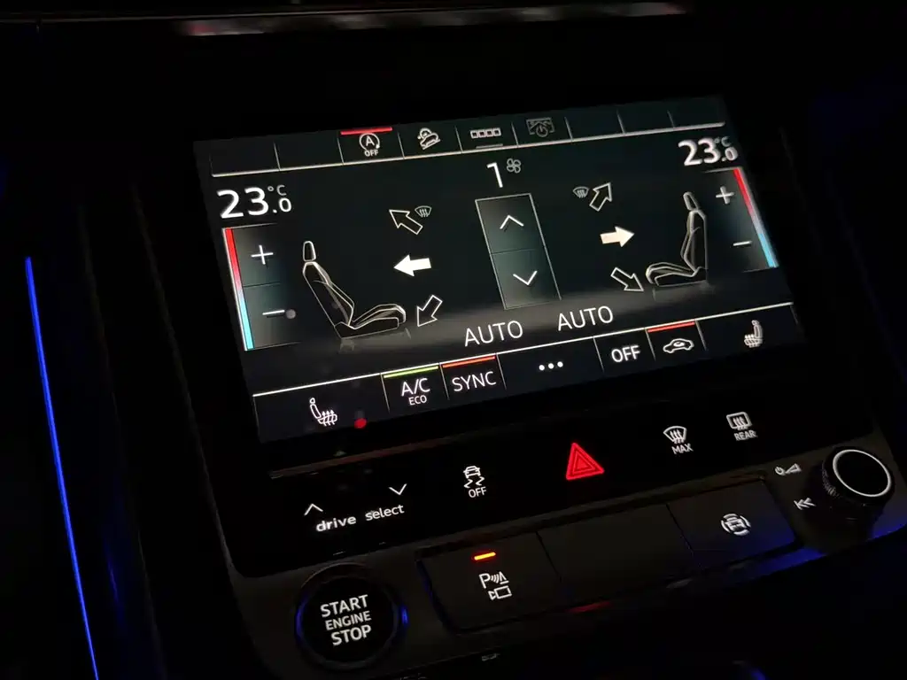 Audi Q8 2021 — фото 10