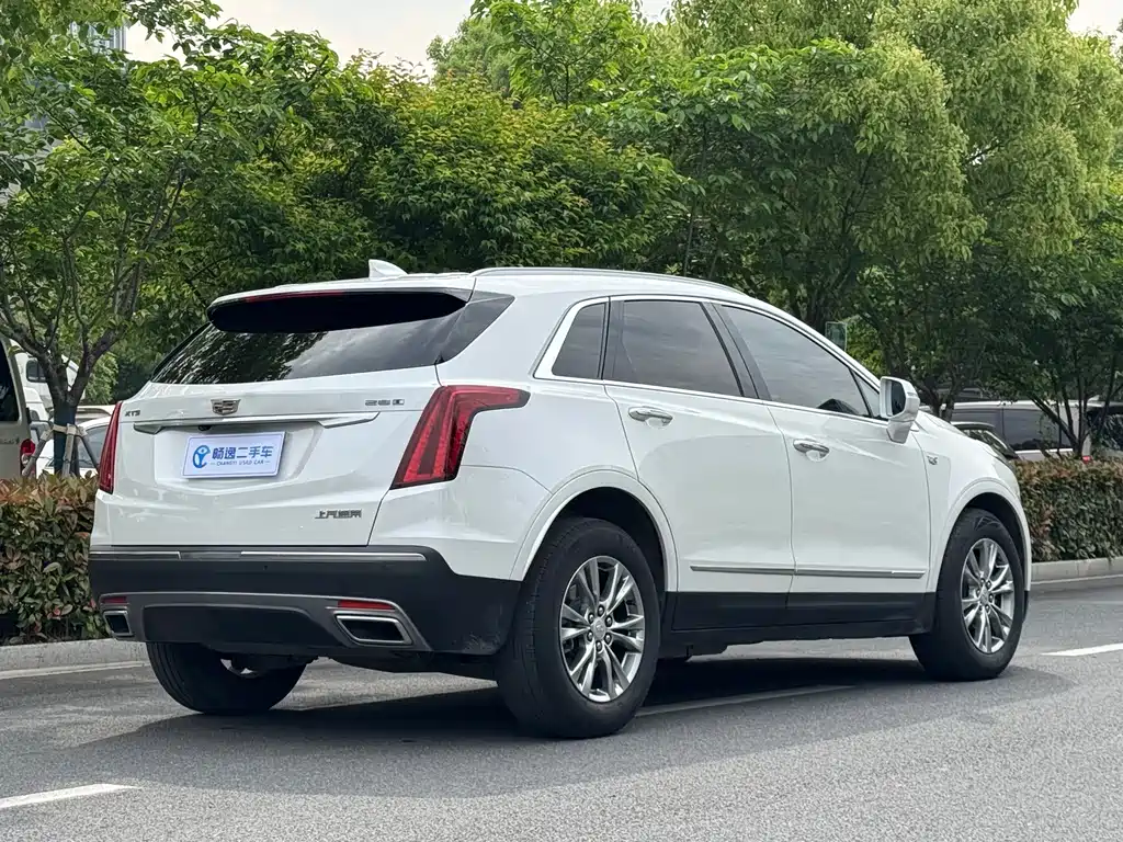 Cadillac XT5 2022 — фото 4