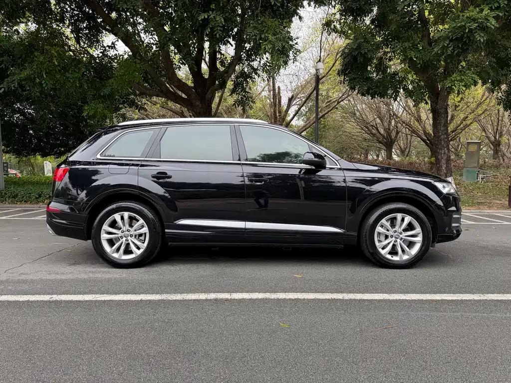 Audi Q7 2016 — фото 8