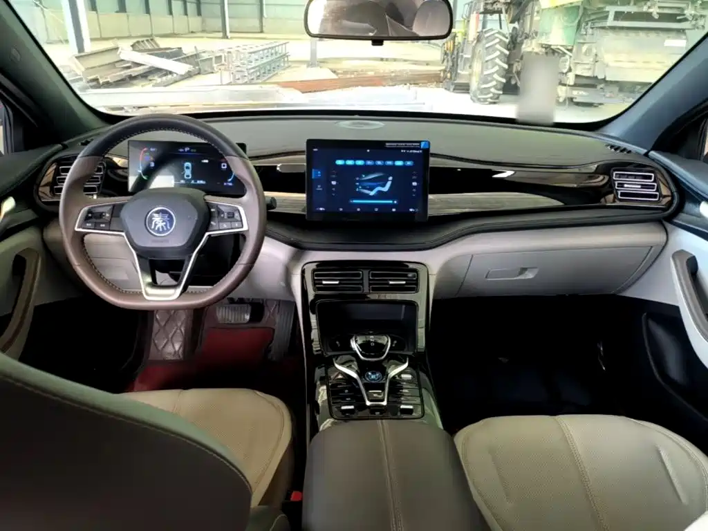 BYD Qin PLUS 2025 — фото 10