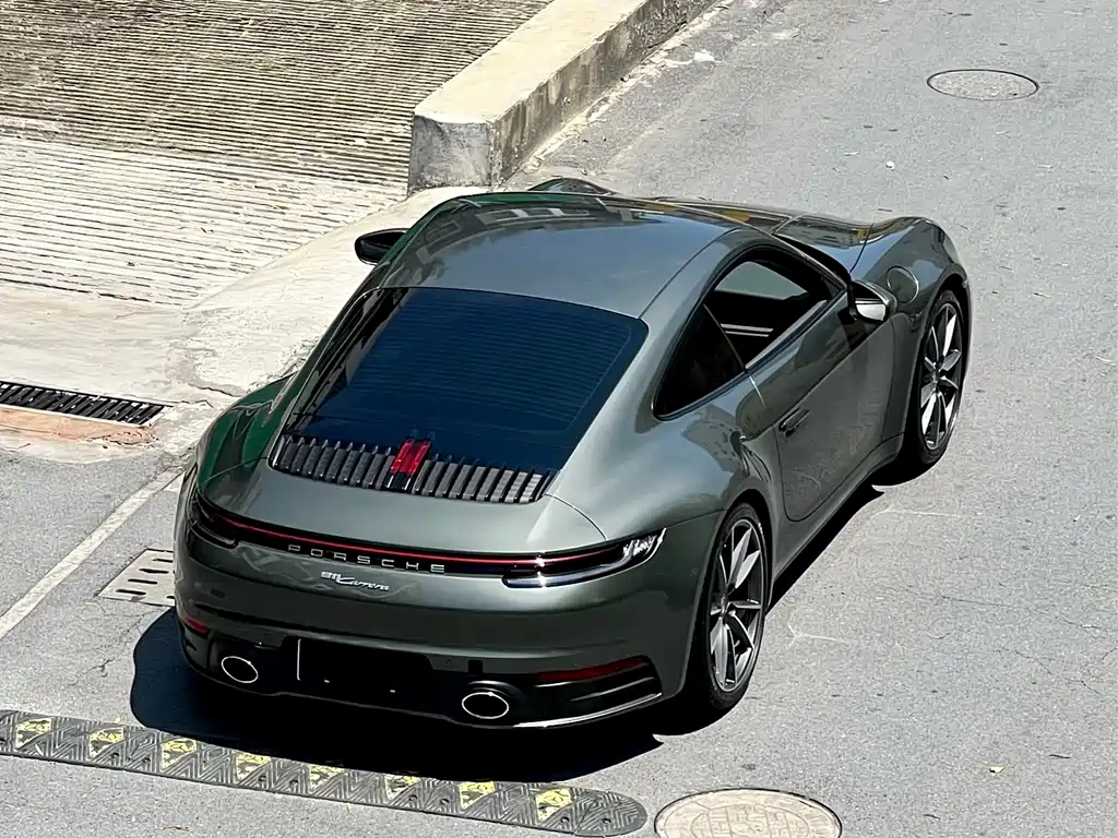 Porsche 911 2021 — фото 4