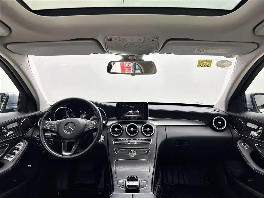 Mercedes-Benz C-Class 2018 — фото 8