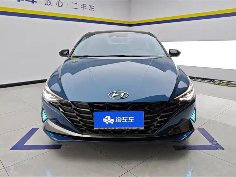 Hyundai Elantra 2021