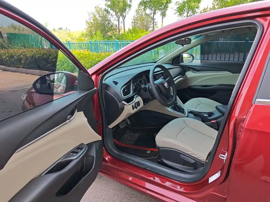 Buick Excelle 2020 — фото 16
