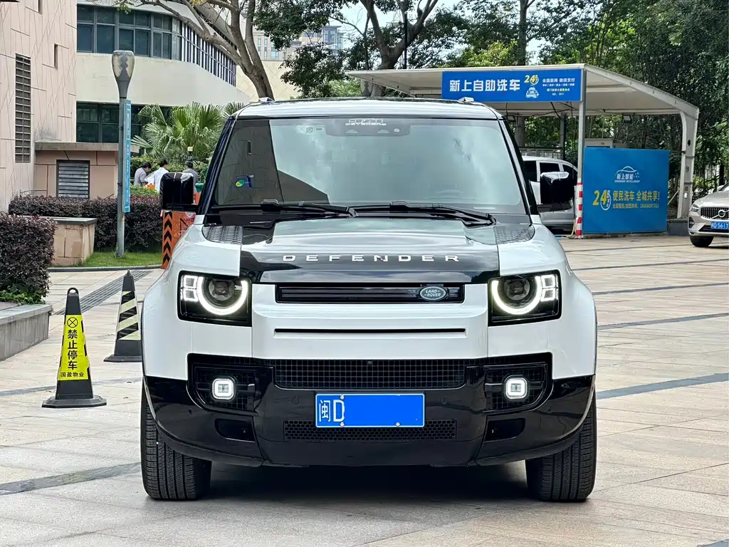 Land Rover Defender 2021 — фото 2